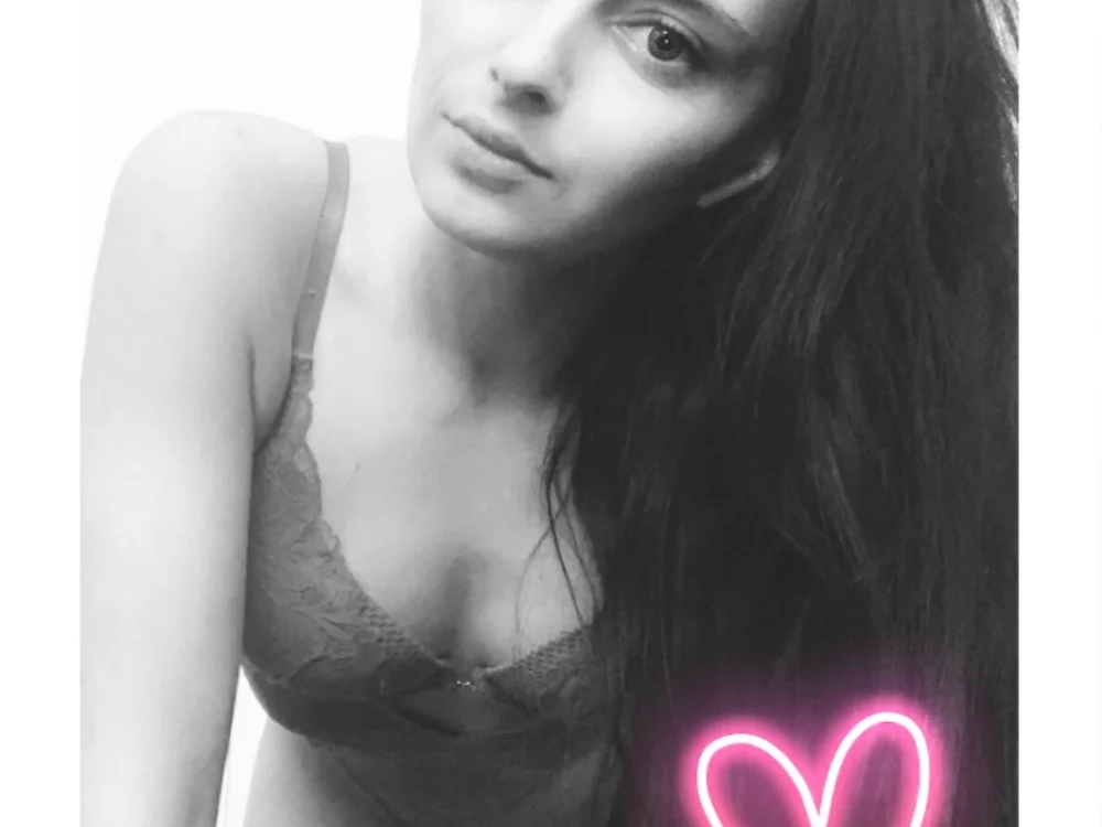 MissShawtyyy's Offline Chat Room