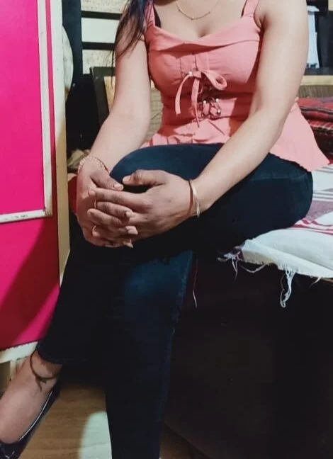 hoty_girlea Adlı Modelin Çevrimdışı XXX Sohbeti