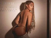 ShuriLux's webcam live show