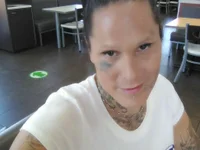 SUCKMYTOES's webcam live show