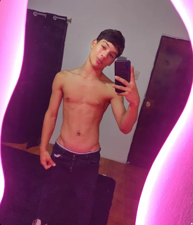 Chat XXX offline de Flex_boyy_