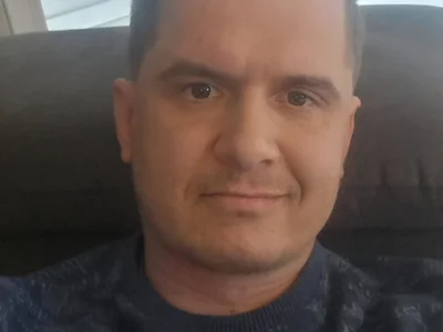 FallingAnswer56 profile