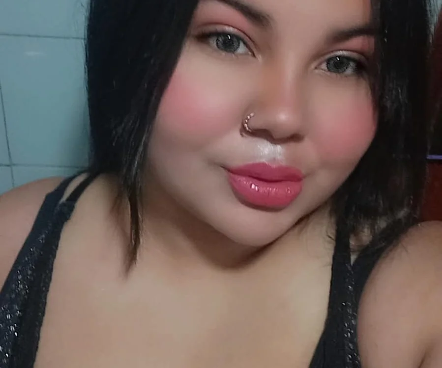 Офлайн-чат XXX Selene_Cruz