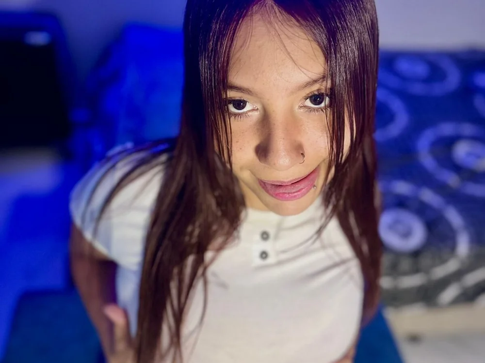 paulette18 offline chatrum