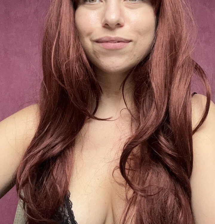 PureMistress' Offline Chat Room
