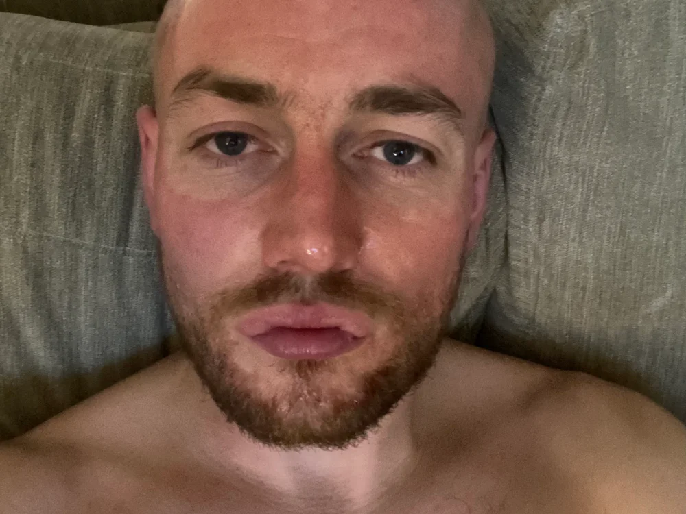 scottishbigtitsndick Chat XXX offline