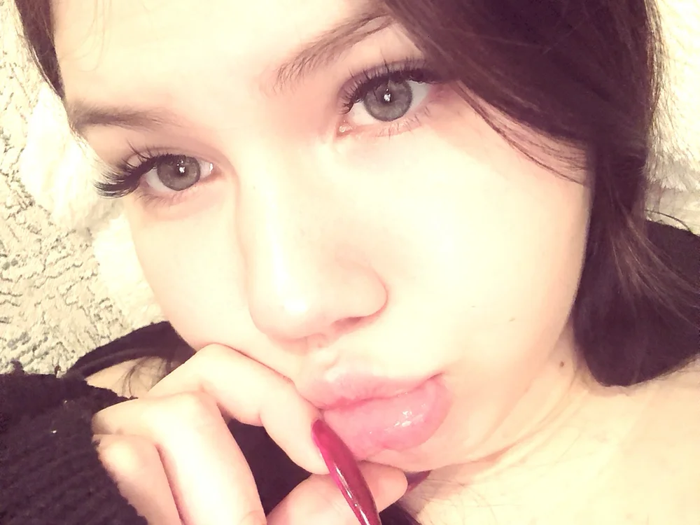 KristallJessie's Offline XXX Chat