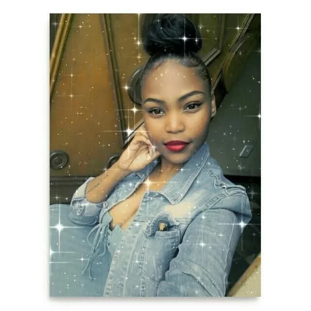 shay8795's Offline Chat Room
