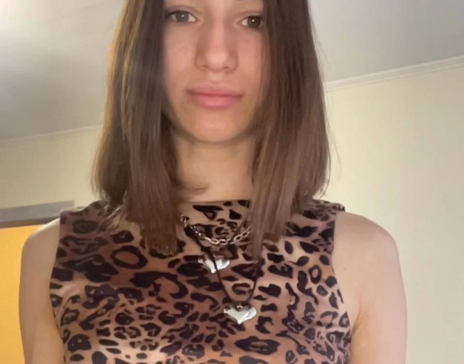 KrisKissa's Offline Chat Room
