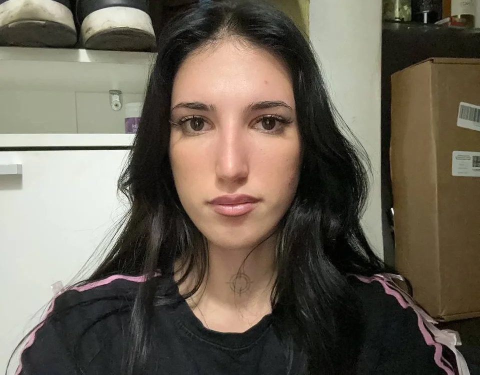 KarolineMashekのオフラインXXXチャット