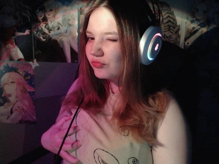 sweetyyfoxy offline XXX-chatje