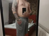 Anti27Dot's webcam live show