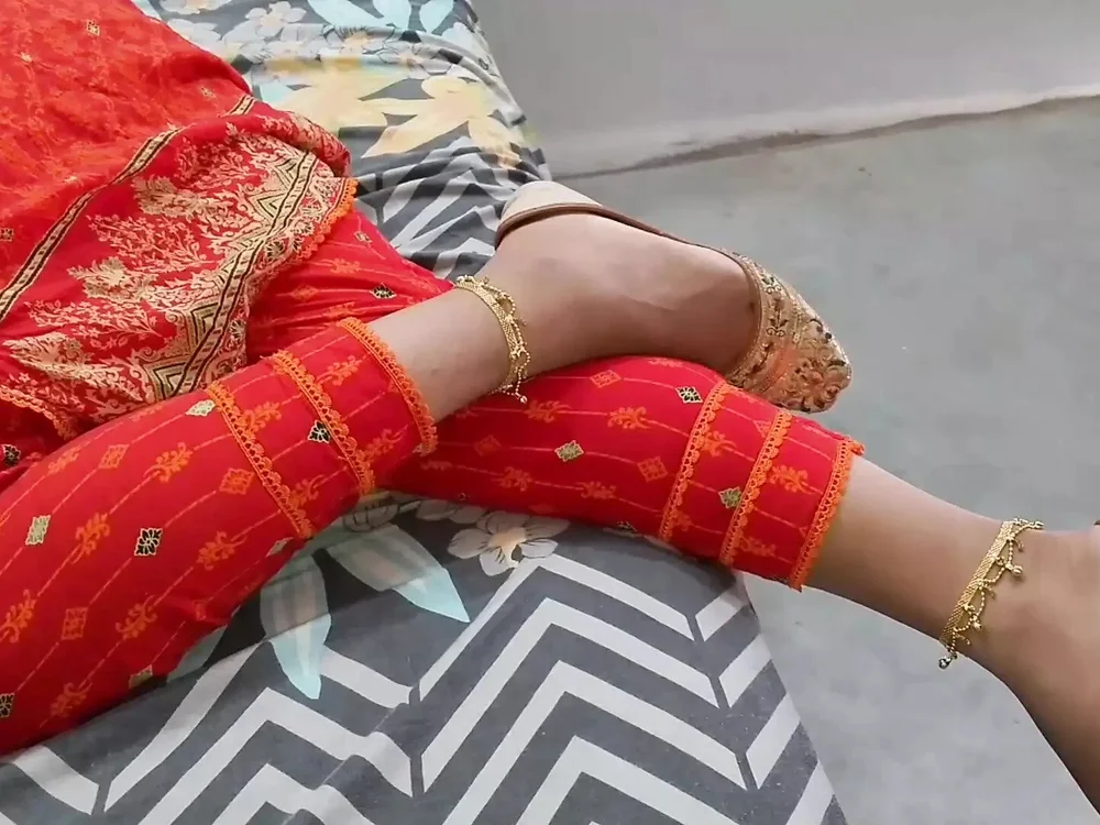 village-bhabhi-rekha offline XXX-chat