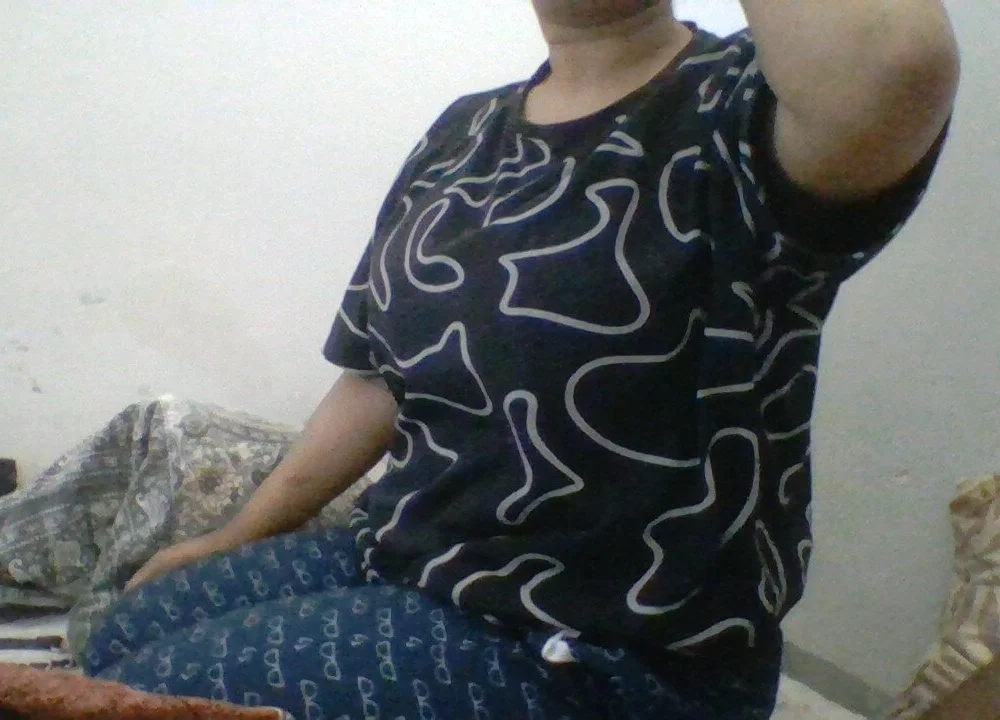 צ'אט XXX לא מקוון של curvykayra