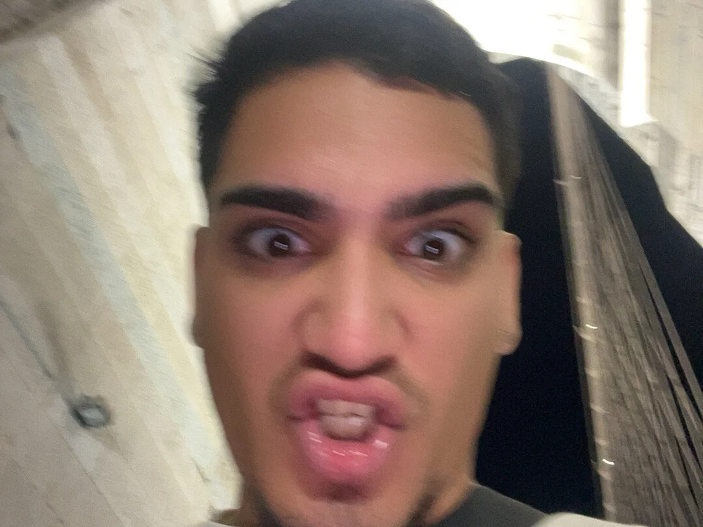DanielStar28's Offline Chat Room