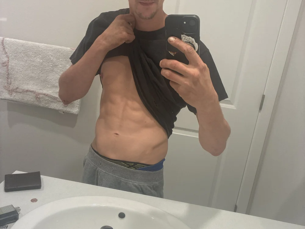 Cutewaldo12: офлайн-секс-чат