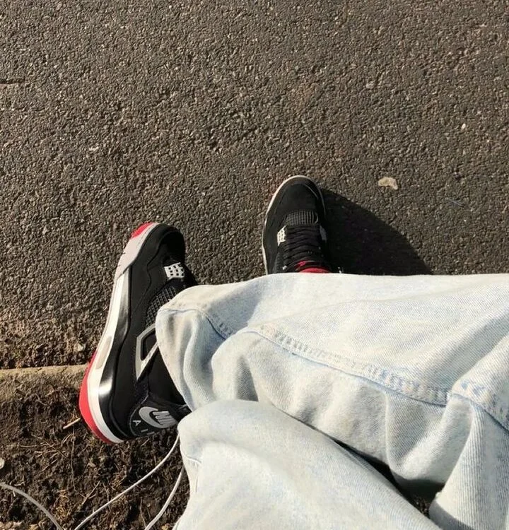 SWISSGOLD Chat XXX Ngoại tuyến