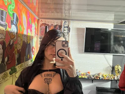 IM_Sofiiaa Female Young Free Webcam Naked