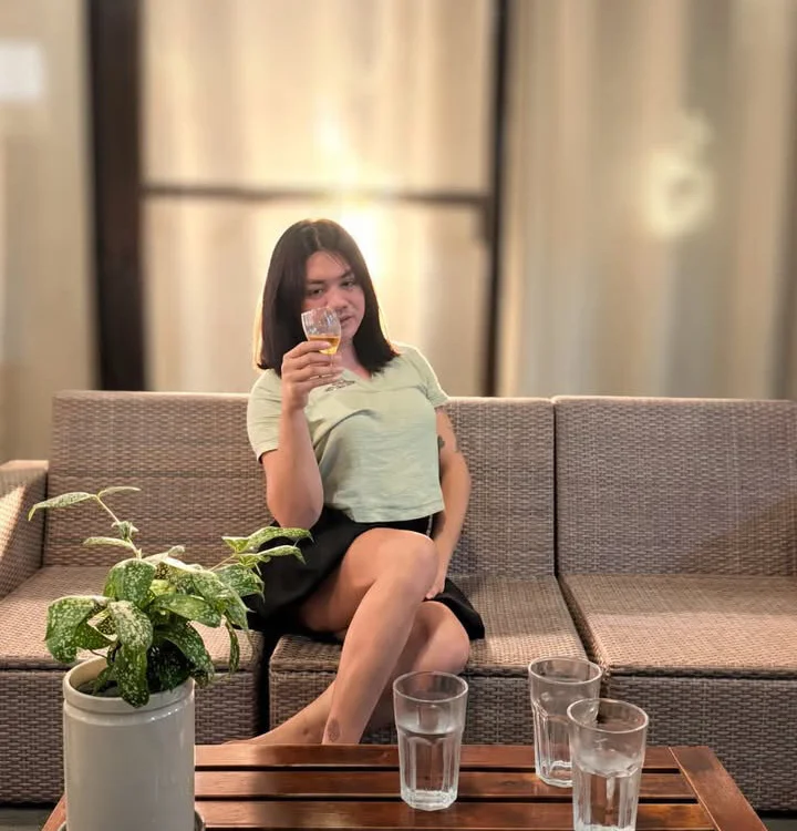 Kisses_Trixia
