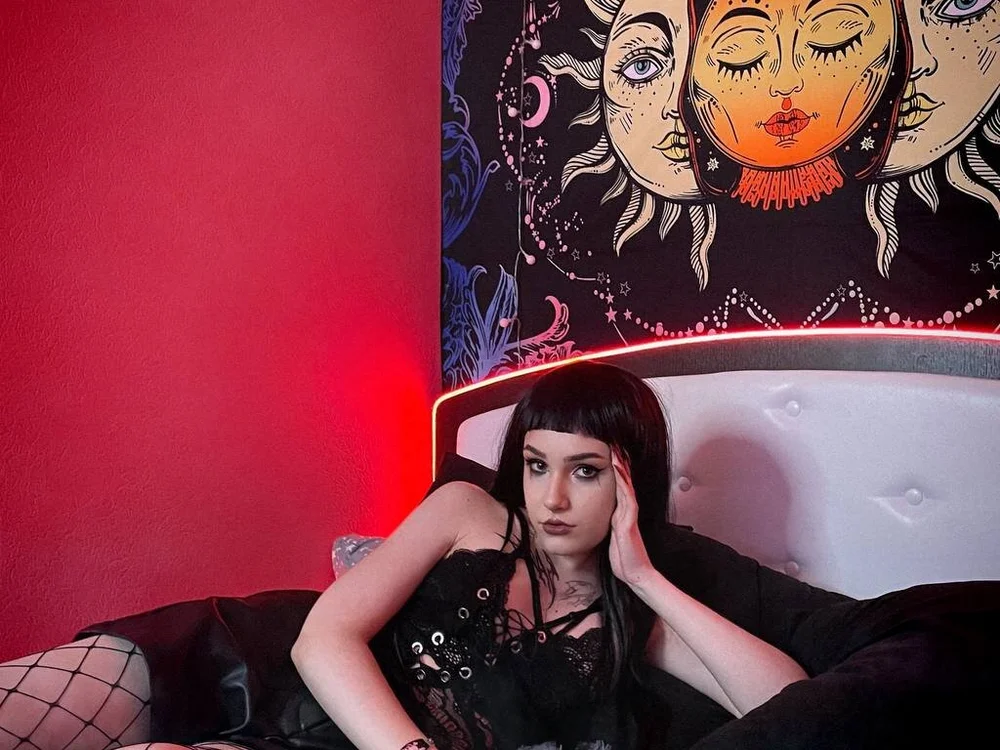 Virtual_Goths' Offline Chat Room