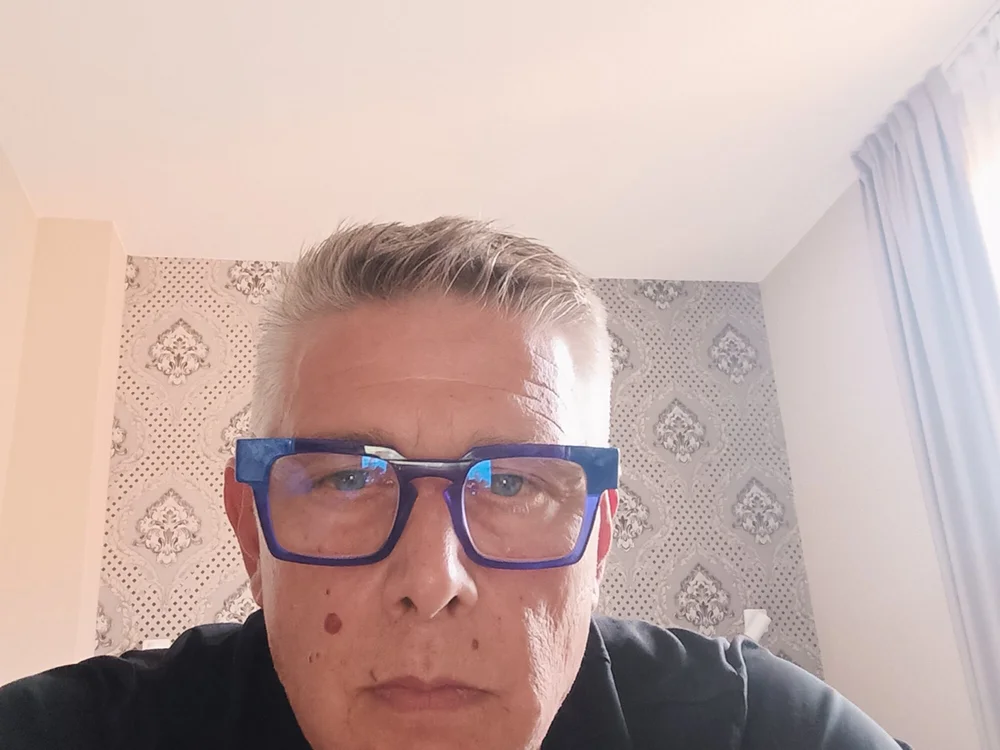 Offline chatovací místnost Andyrsdick
