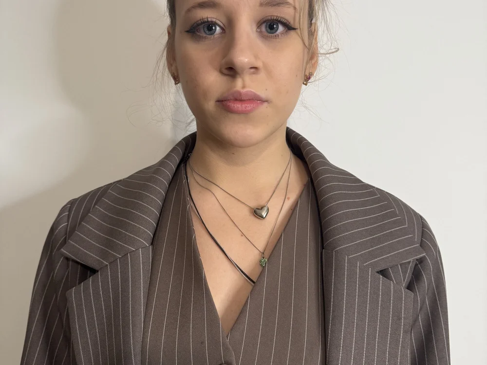 SamiraSarette's Offline Chat Room