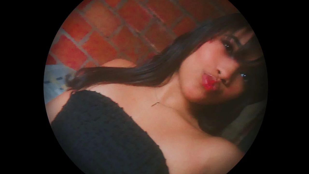BrianaRuiiz_ cover photo