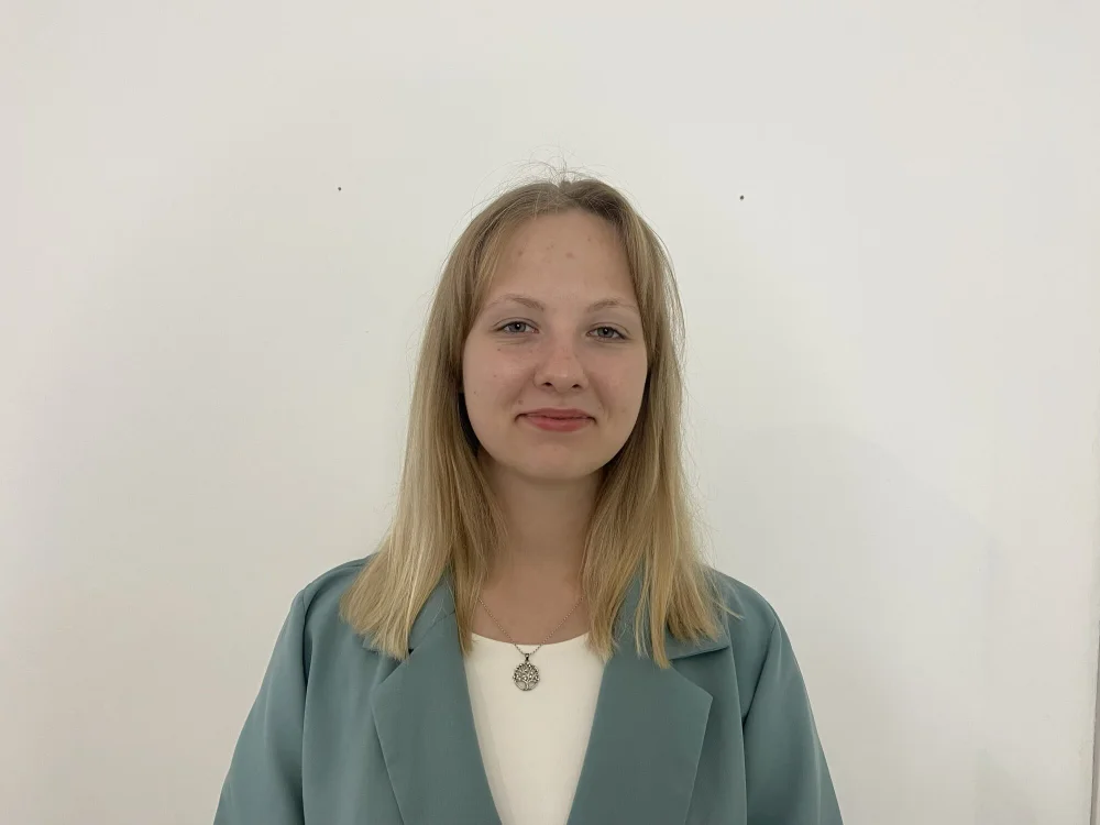GwenAlliston offline chatrum