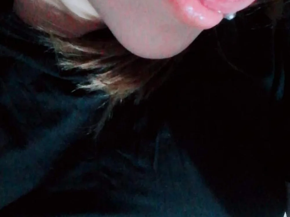 Jazmin1001 offline chatrum