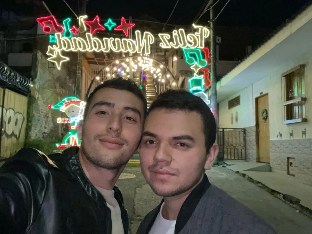 axel_and_dan offline chatrum