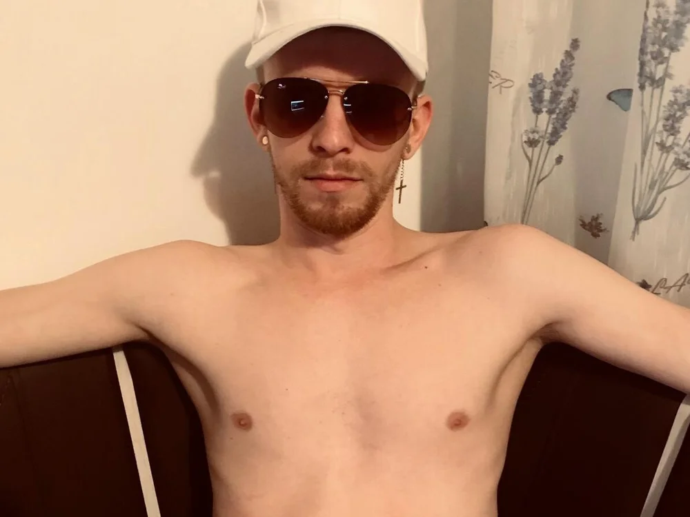 michael4296's Offline Chat Room