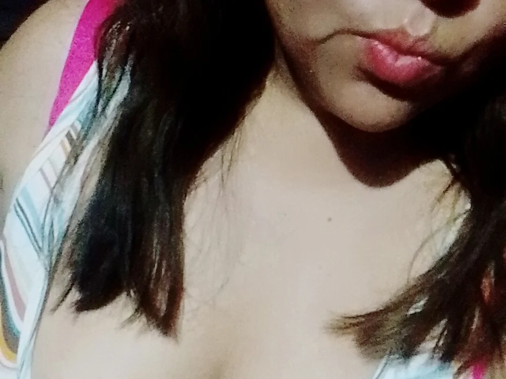 CHAPITA_17's Offline XXX Chat
