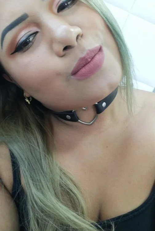 vivianepierss Offline XXX-chat