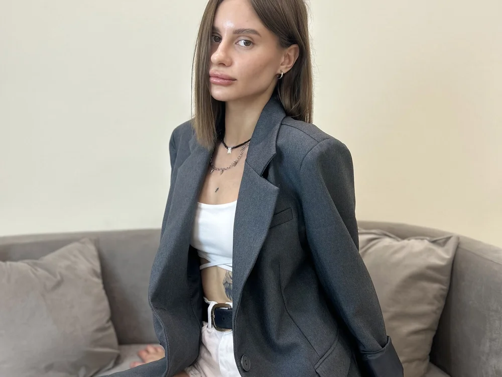 ElleBarry's Offline Chat Room