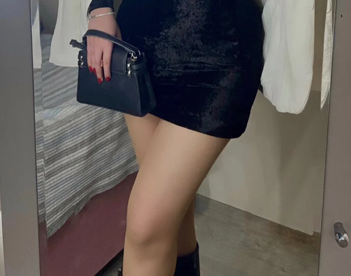 DoggyAsmina's Offline XXX Chat