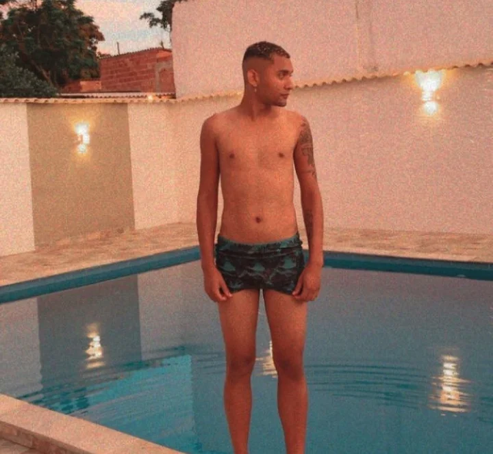 gabreilpimentel Offline XXX-Chat