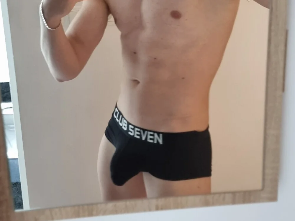 Offline XXX chat RyanStorm_