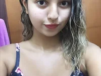 raissalojs 🚏 live nude cam