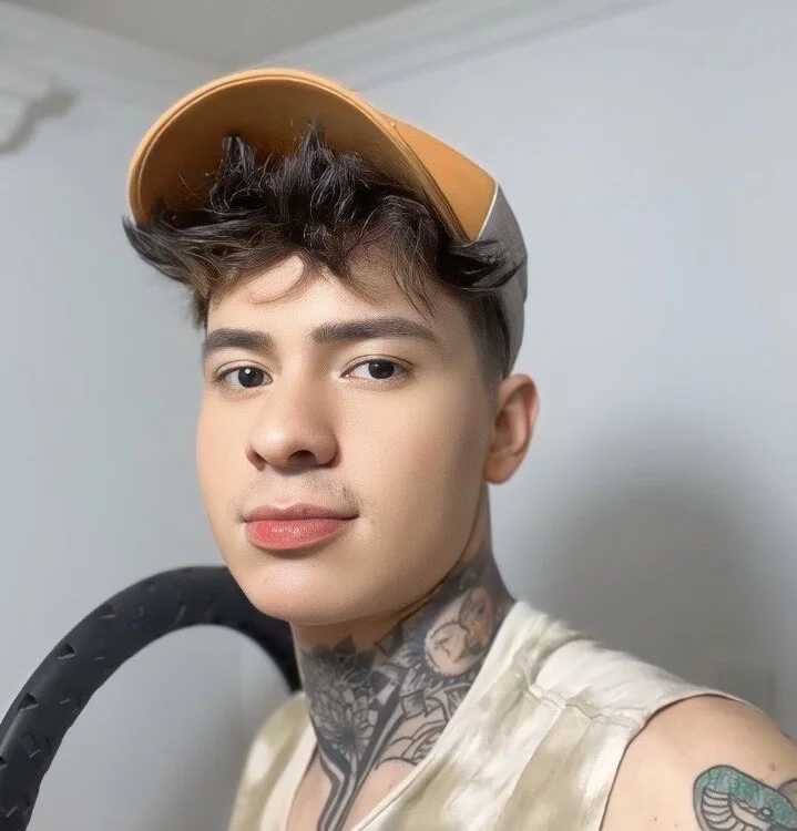 Chat +18 de logan_smith02 ao vivo