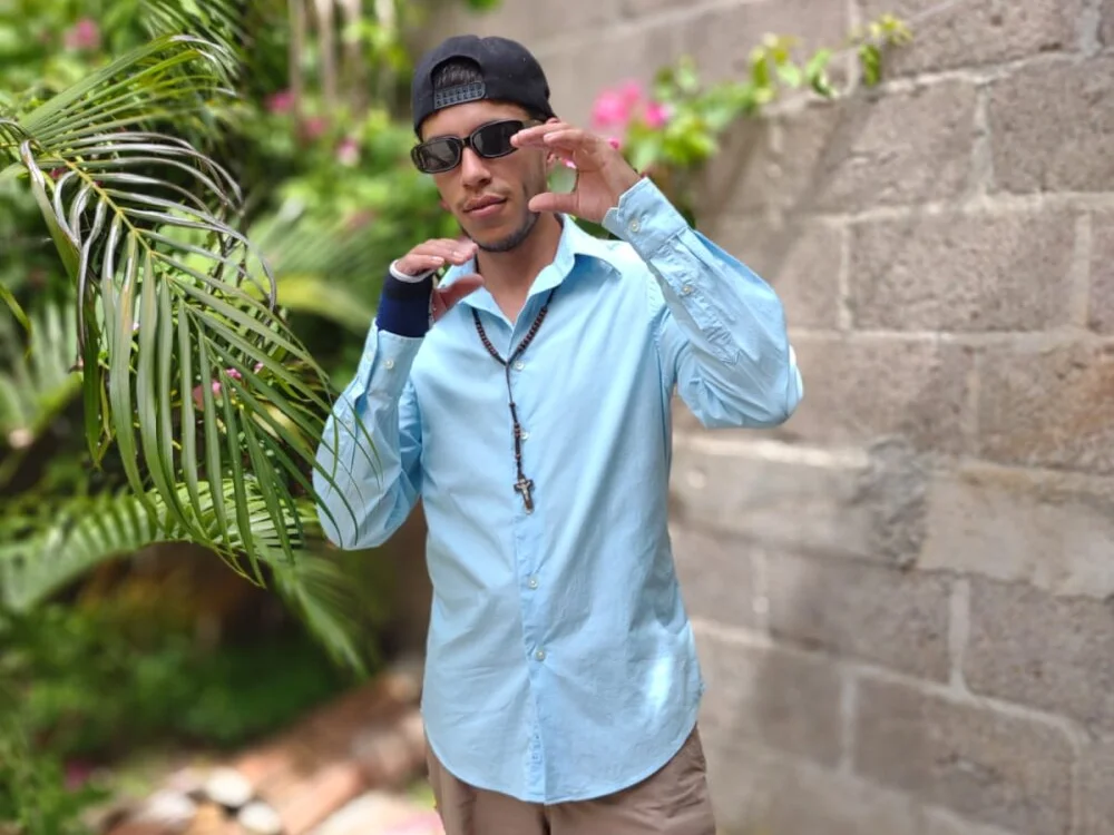 drineily: συνομιλία ΧΧΧ εκτός σύνδεσης