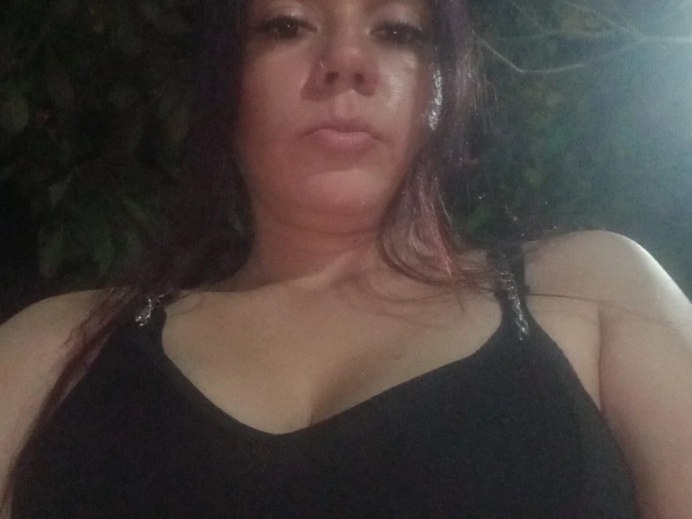 milafire303av Offline XXX-chat