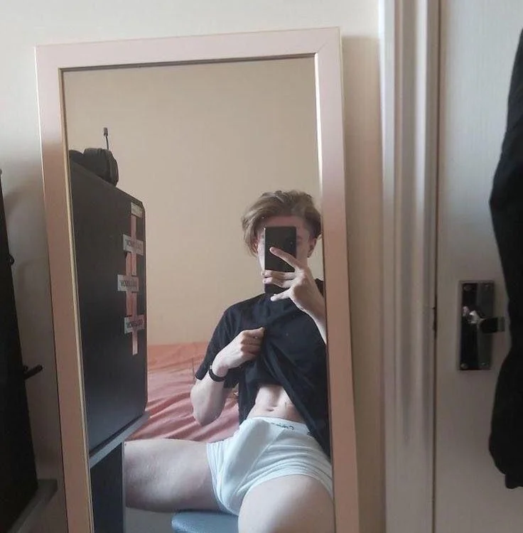 HungOthello offline XXX-chat