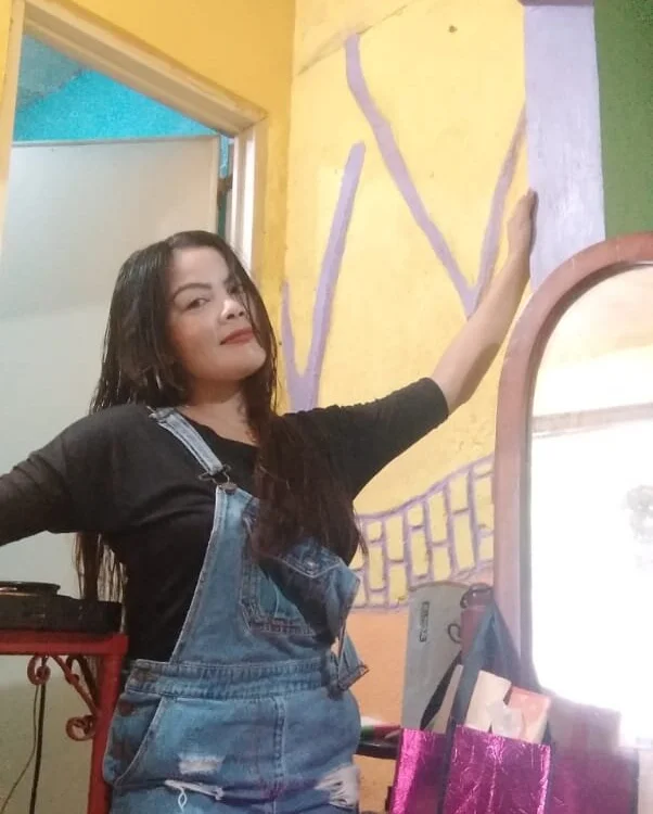 Chat +18 de Kesha_Sexy ao vivo