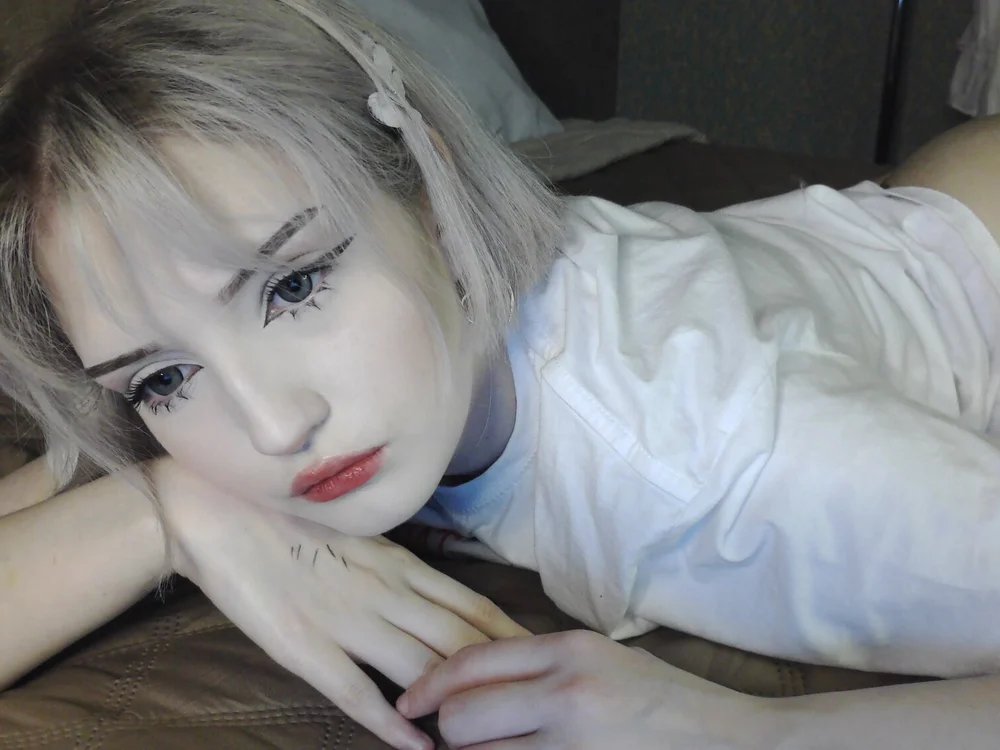 Chat XXX offline de Esme_Velvet