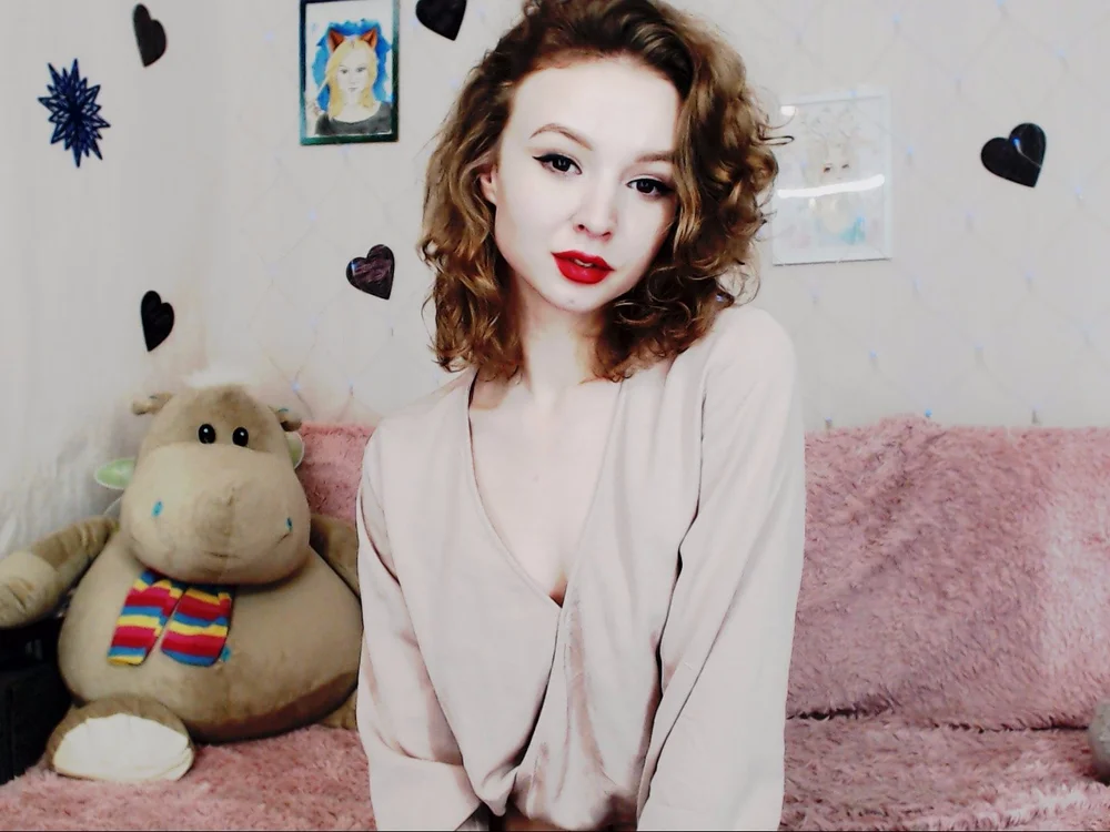 wings_little's Offline Chat Room