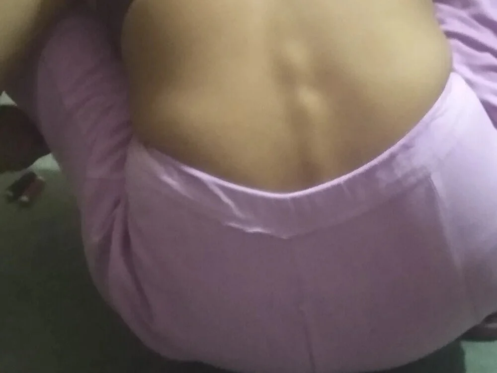 Hotty-bhabhi1's most recent online preview