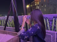 Shy_Beebo_