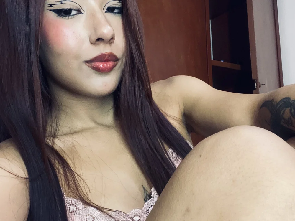Scarlet_21 cover photo