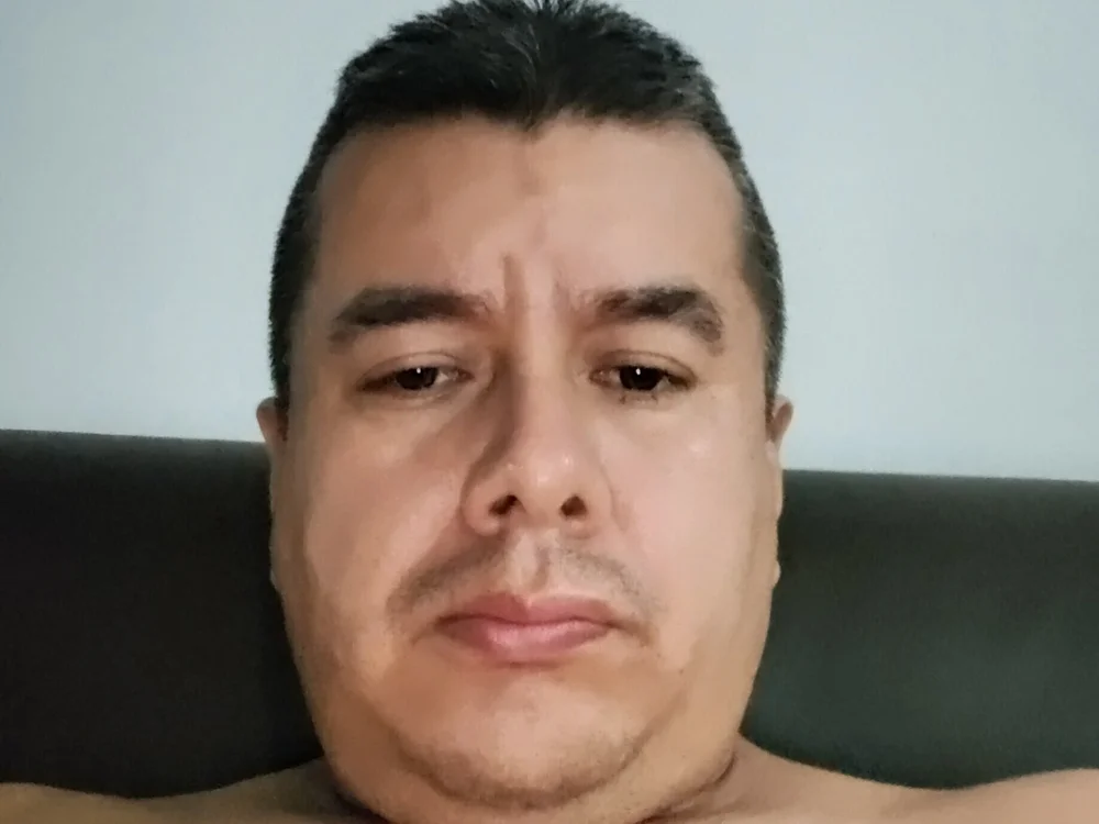 Primo222's Offline Chat Room