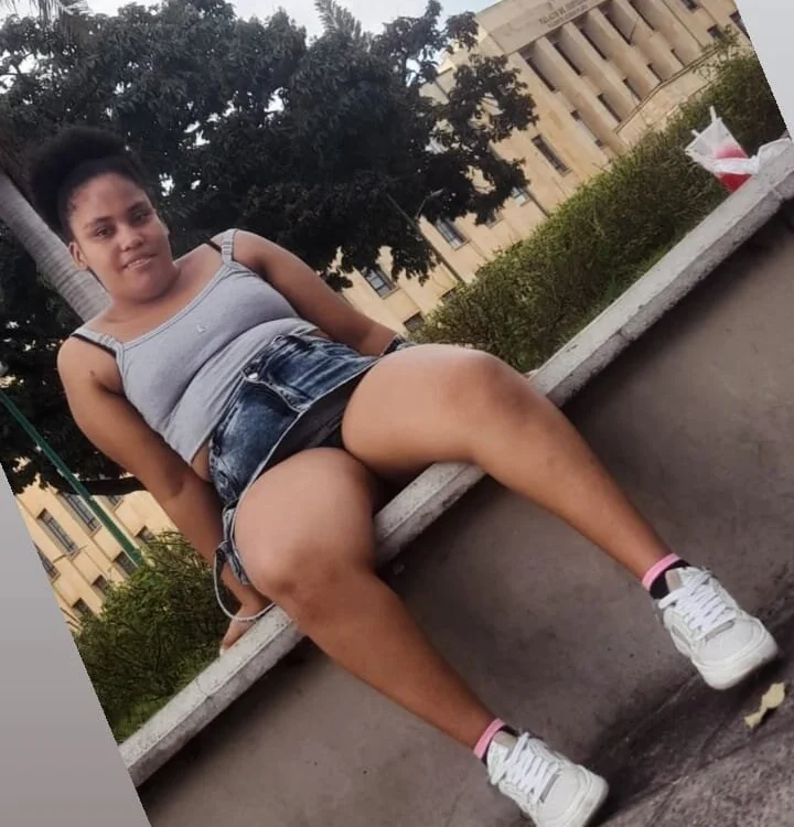 MariaBrownn_ Offline XXX-chat